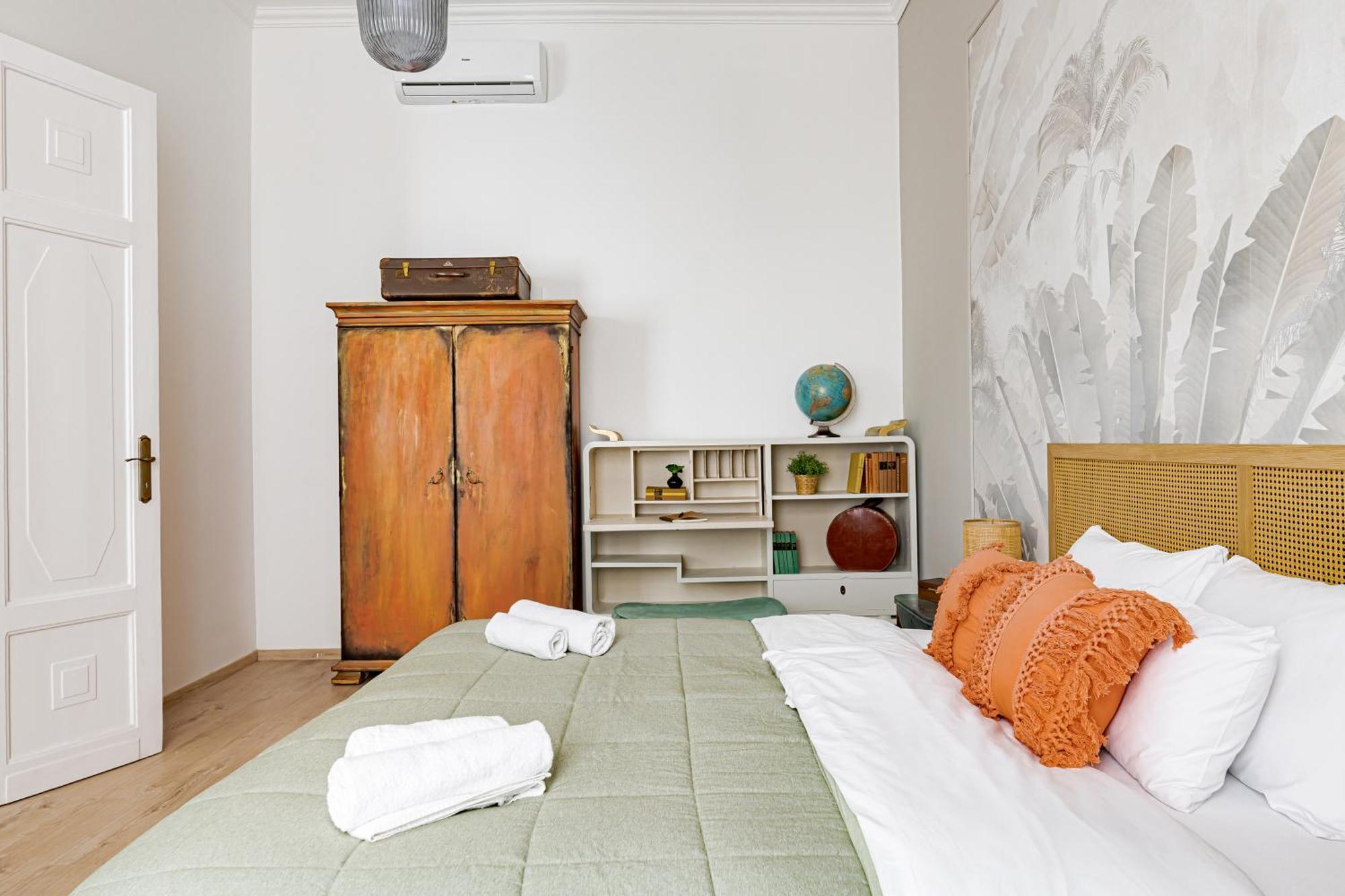 Jungle Aesthetics Downtown Apartman Aircon And Garage Parking Budapeste Exterior foto